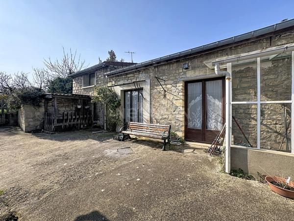 Maison Villers Sous Saint Leu 84 m2, jardin 884 m²