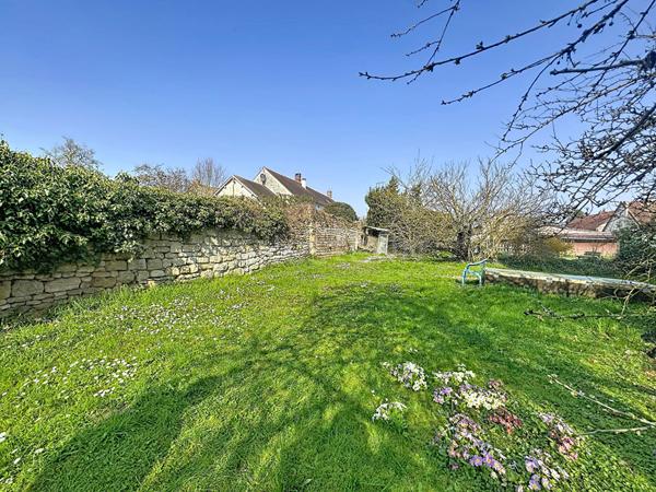 Maison Villers Sous Saint Leu 84 m2, jardin 884 m²