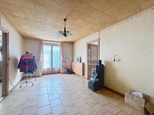 Maison Villers Sous Saint Leu 84 m2, jardin 884 m²