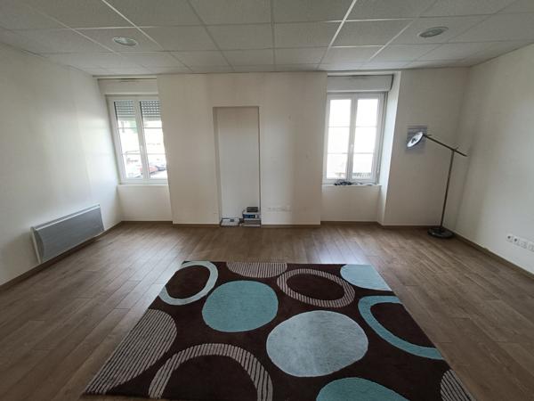 Immeuble 70m², grenier aménageable