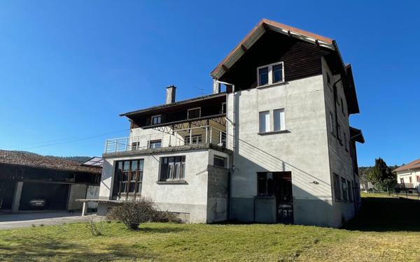 Maison à vendre    8 pièces •  Gérardmer