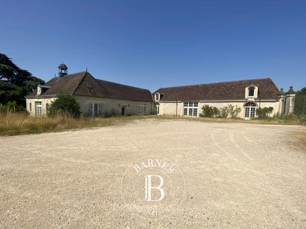 Vendôme, Château  1 888 m² à vendre