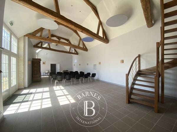 Vendôme, Château  1 888 m² à vendre