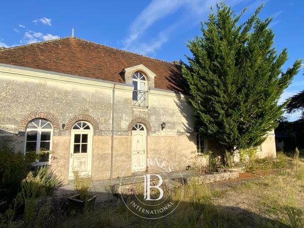 Vendôme, Château  1 888 m² à vendre