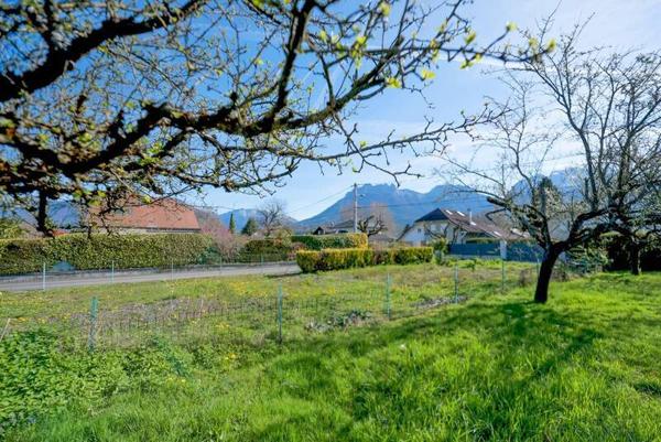 Vente terrain à Saint-Jorioz 74410