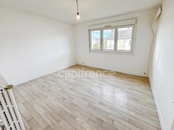 Maison à rénover 2 chambres BONNÉTABLE (72)