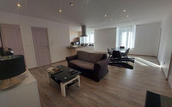 Appartement à louer    3 pièces • 77,80 m2 Nogentel