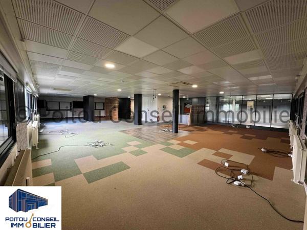 NIORT PLATEAU BUREAU 345 M2 A LA VENTE PROCHE GARE