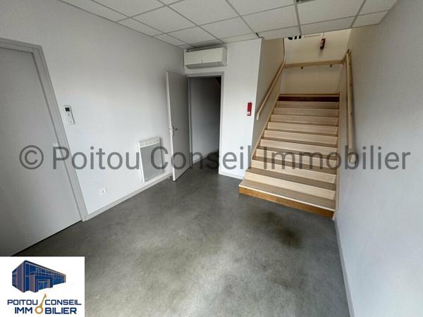 SECTEUR AVENUE DE PARIS 100m2 EN RDC BUREAUX AVEC PARKINGS