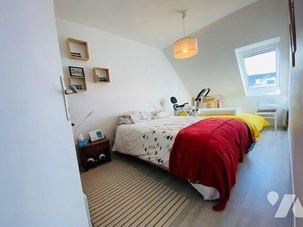 A VENDRE à Perros-Guirec (22700) en Côtes-d'Armor, Proche Plage, un appartement de type 2, d'un...