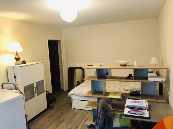 Location Appartement 1 pièces 26 m2 à Puteaux