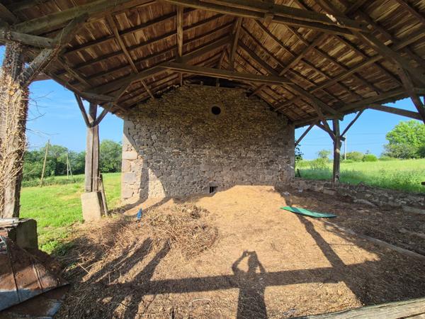 Maison à vendre 2 pièces AYRENS (15)