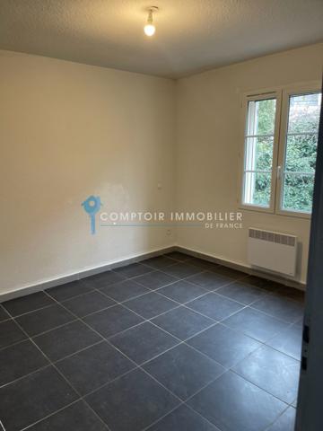 Maison
                                                                                                                                                                                                                                                                                                                        6 pièce(s)                                                                                                                                                                                                          4 chambre(s)                                                                                                                                                                                                          120  m²
