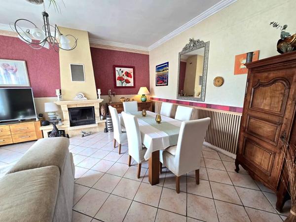 Maison Auvers Le Hamon 6 pièce(s) 152 m2