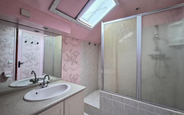 Maison à vendre    5 pièces • 178,75 m2 La Norville