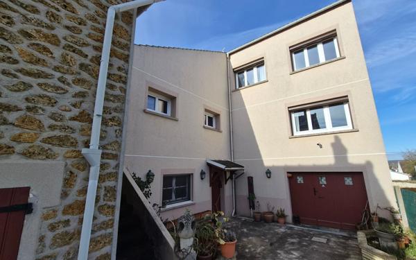Maison à vendre    5 pièces • 178,75 m2 La Norville