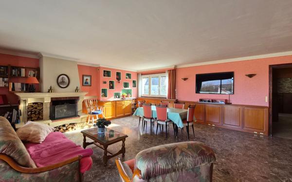 Maison à vendre    5 pièces • 178,75 m2 La Norville