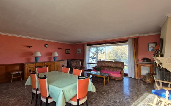 Maison à vendre    5 pièces • 178,75 m2 La Norville