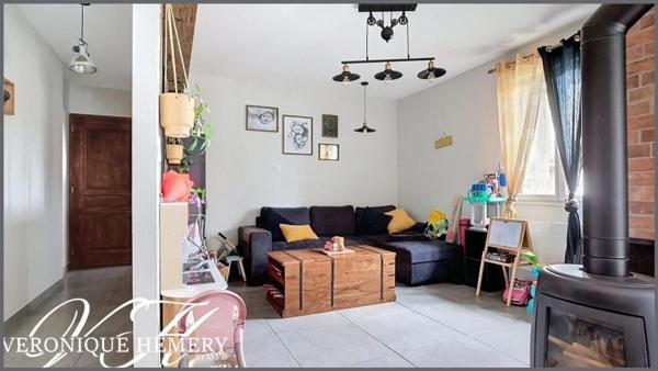 Ancienne rénovée 3 chambres avec terrain d'agrément et pré