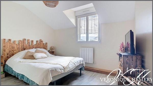 Ancienne rénovée 3 chambres avec terrain d'agrément et pré
