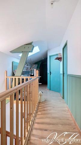 Ancienne rénovée 3 chambres avec terrain d'agrément et pré