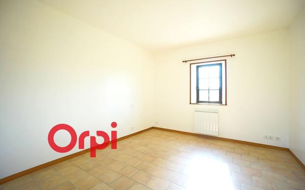 Maison à louer    4 pièces •  Bernay