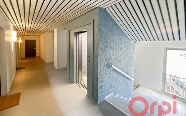 Appartement à vendre    1 pièce • 32 m2 Bourges