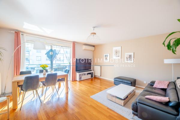 Appartement
                                                                                                                                                                                                                                                                                                                        5 pièce(s)                                                                                                                                                                                                          3 chambre(s)                                                                                                                                                                                                          92.63  m²