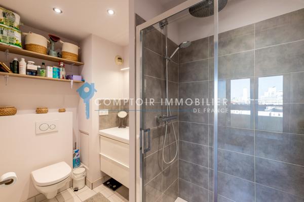 Appartement
                                                                                                                                                                                                                                                                                                                        5 pièce(s)                                                                                                                                                                                                          3 chambre(s)                                                                                                                                                                                                          92.63  m²