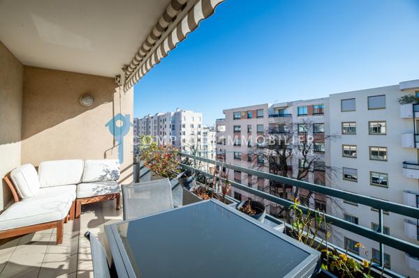 Appartement
                                                                                                                                                                                                                                                                                                                        5 pièce(s)                                                                                                                                                                                                          3 chambre(s)                                                                                                                                                                                                          92.63  m²