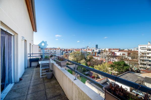 Appartement
                                                                                                                                                                                                                                                                                                                        5 pièce(s)                                                                                                                                                                                                          3 chambre(s)                                                                                                                                                                                                          92.63  m²