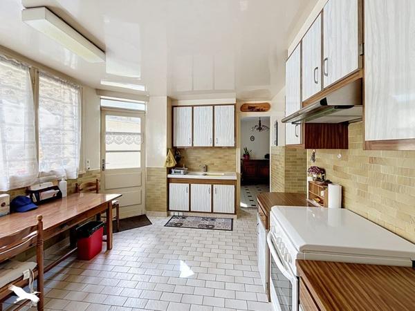 Maison à vendre 260 000 € Magny-en-Vexin 9 p 140 m² DPE G