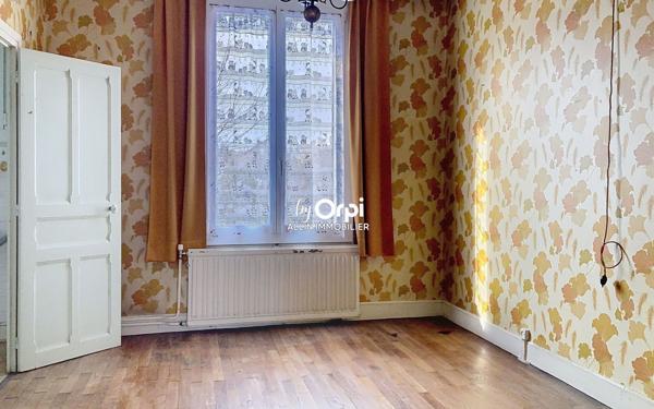 Maison à vendre    3 pièces •  Montluçon