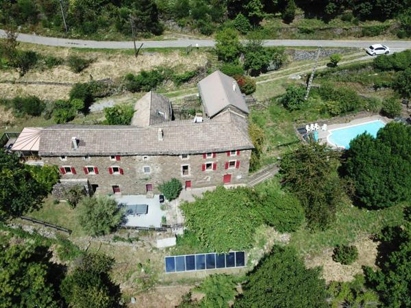 Maison à vendre    14 pièces •  Joyeuse