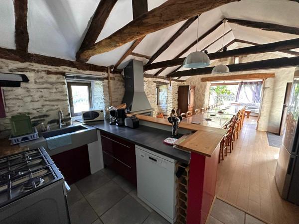 Maison à vendre    14 pièces •  Joyeuse