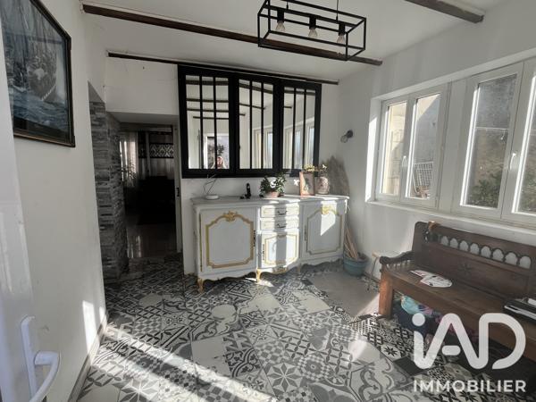 Maison à vendre 5 pièces 213,85 m² Noyant-Villages
