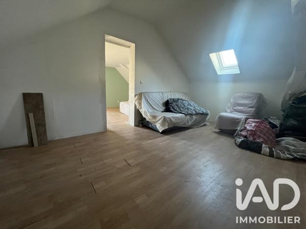 Maison à vendre 5 pièces 213,85 m² Noyant-Villages