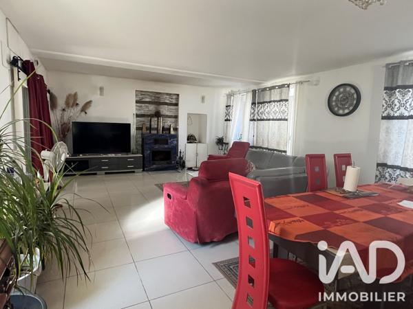 Maison à vendre 5 pièces 213,85 m² Noyant-Villages