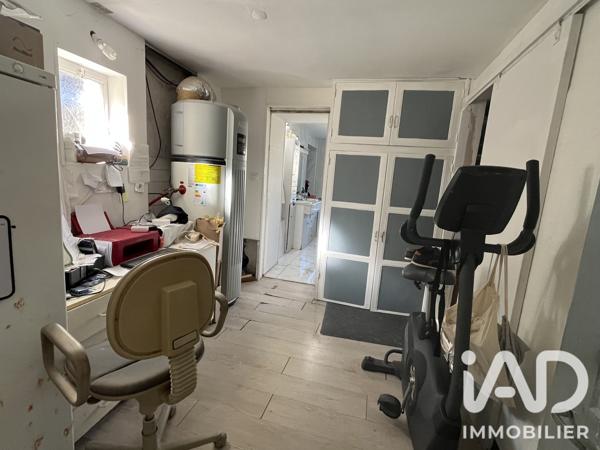Maison à vendre 5 pièces 213,85 m² Noyant-Villages