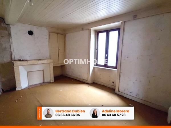 EXCLUSIVITE / Maison de ville à rénover ( 2 appartements ) / 63160 Billom