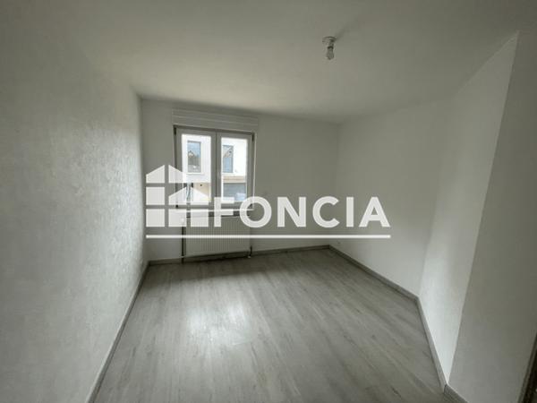 Location Appartement 4 pièces 86.98 m² - 21 RUE DE DOSSENHEIM Hattmatt 67330