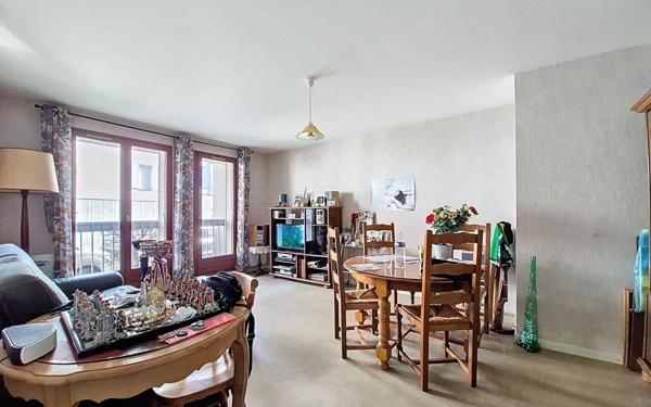 Appartement à vendre    2 pièces • 52,80 m2 Joué-lès-Tours