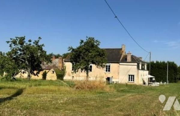 MAISON ANCIENNE EN PARTIE RESTAURER