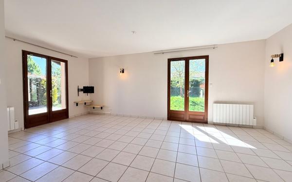 Maison à vendre    3 pièces •  Aire-sur-l'Adour