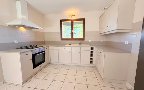 Maison à vendre    3 pièces •  Aire-sur-l'Adour