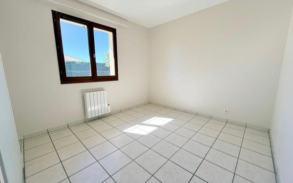 Maison à vendre    3 pièces •  Aire-sur-l'Adour