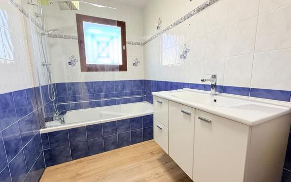 Maison à vendre    3 pièces •  Aire-sur-l'Adour