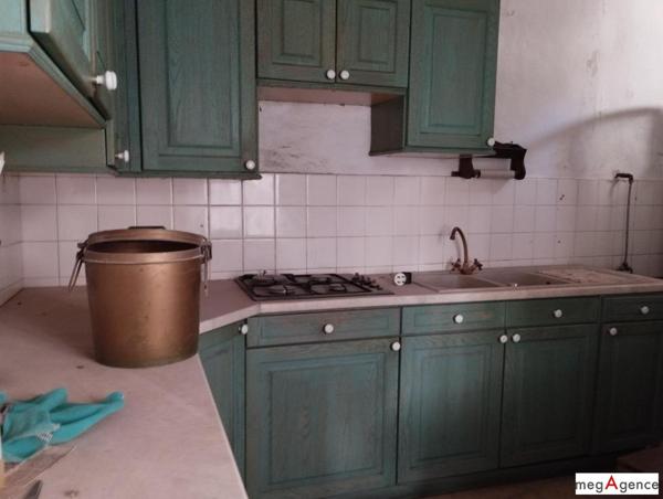 Maison à SAINT-ETIENNE-VALLEE-FRANCAISE, 48330 - 12 pièces 323m²