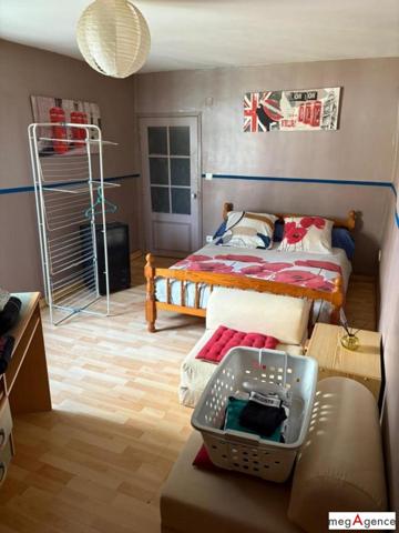 Maison à SAINT-ETIENNE-VALLEE-FRANCAISE, 48330 - 12 pièces 323m²