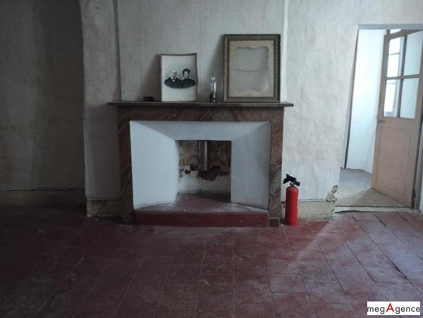 Maison à SAINT-ETIENNE-VALLEE-FRANCAISE, 48330 - 12 pièces 323m²